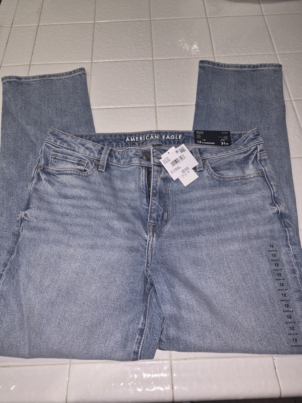 American Eagle Outfitters Light Blue Women's Jeans - High Rise Straight
